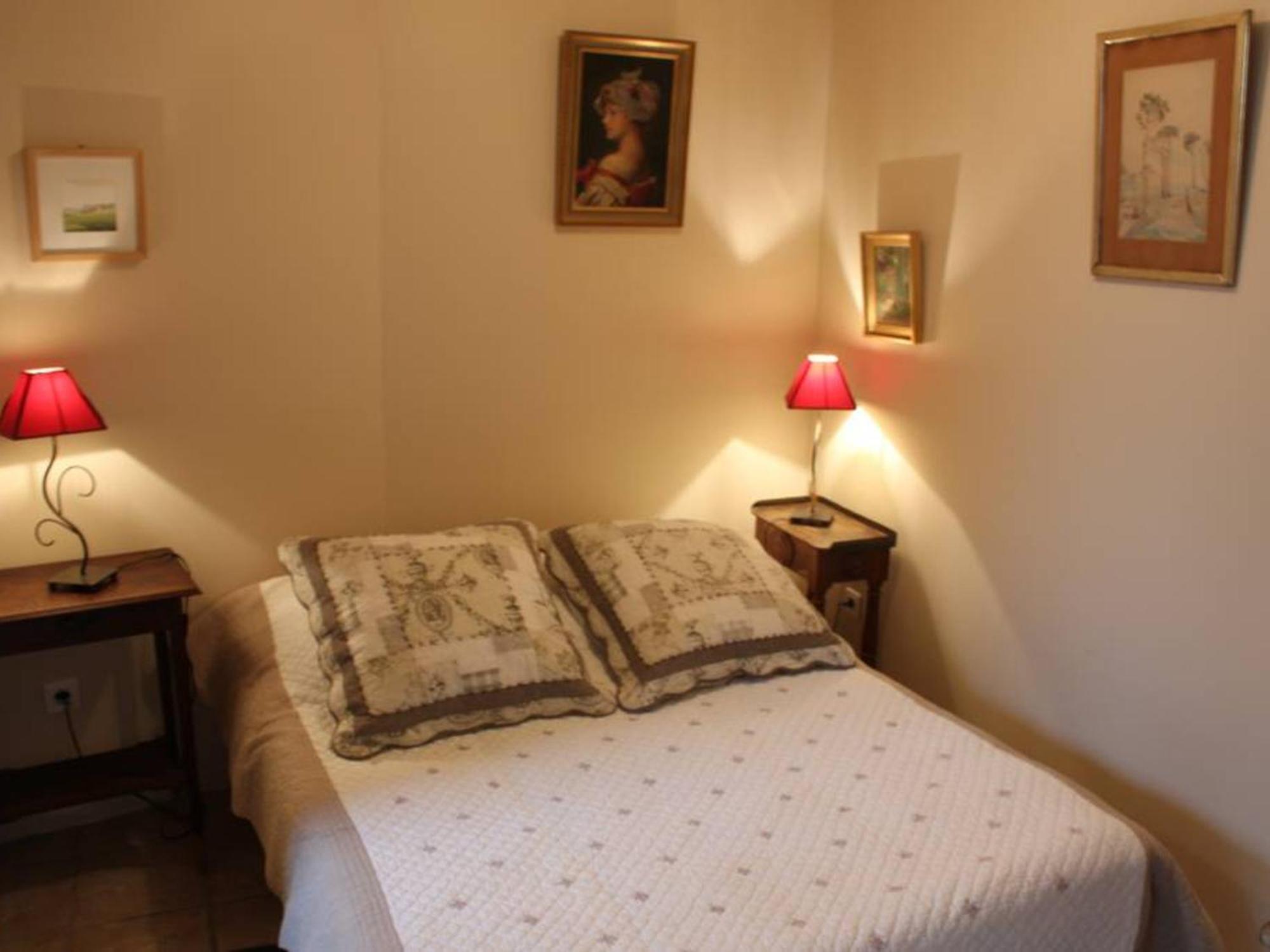 Location Unique En Ville, 3 Niveaux Avec Cave Voutee Et Troglodytique, Charme Et Authenticite En Touraine - Fr-1-381-162 Loches Luaran gambar