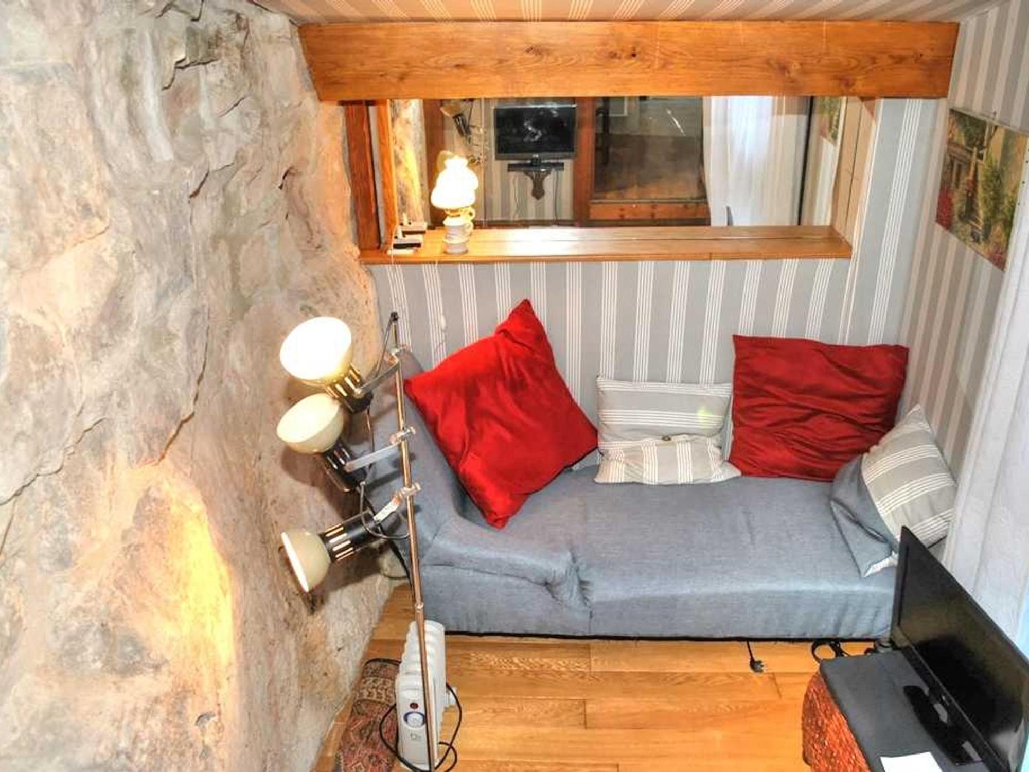Location Unique En Ville, 3 Niveaux Avec Cave Voutee Et Troglodytique, Charme Et Authenticite En Touraine - Fr-1-381-162 Loches Luaran gambar